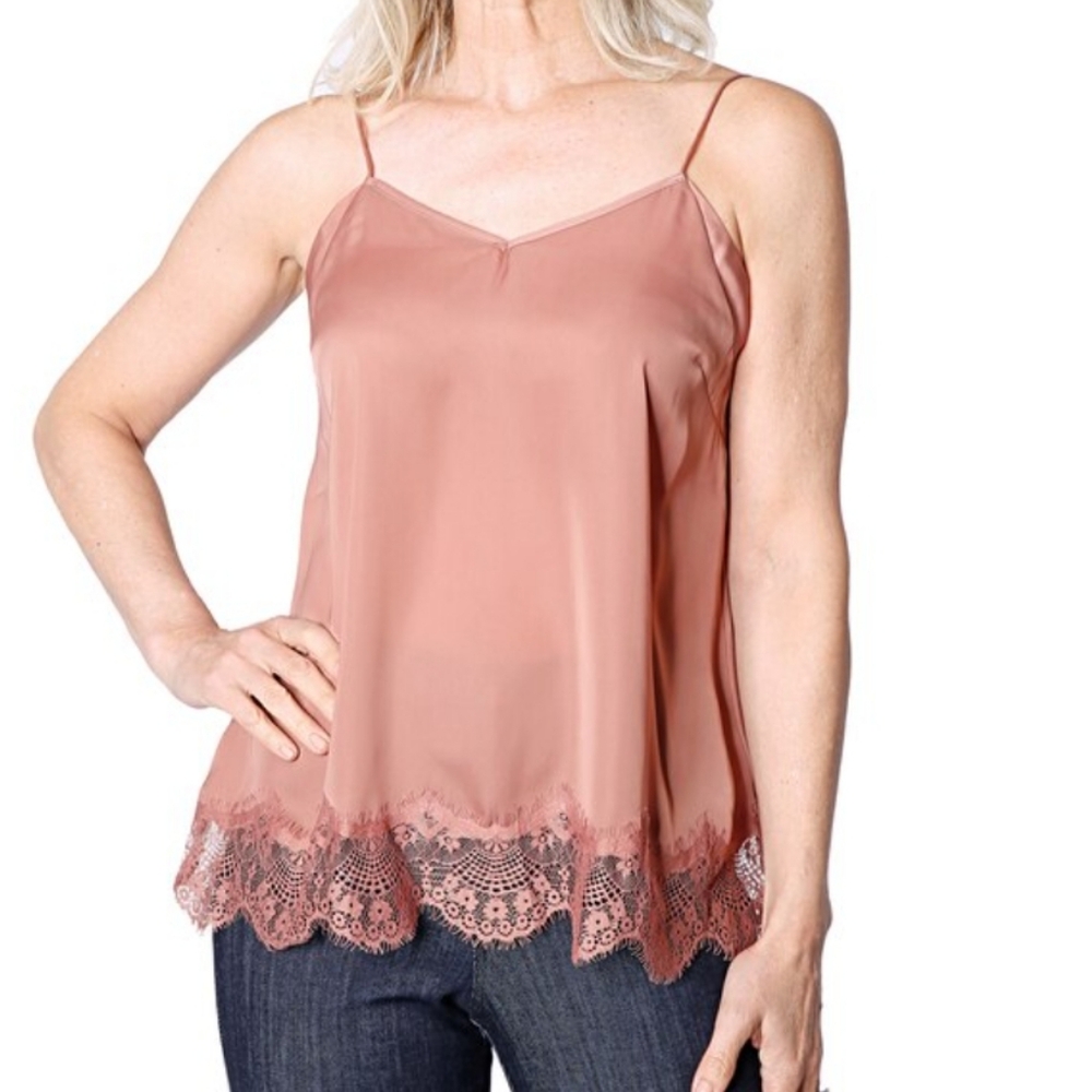 NWT Vanessa Williams Cami